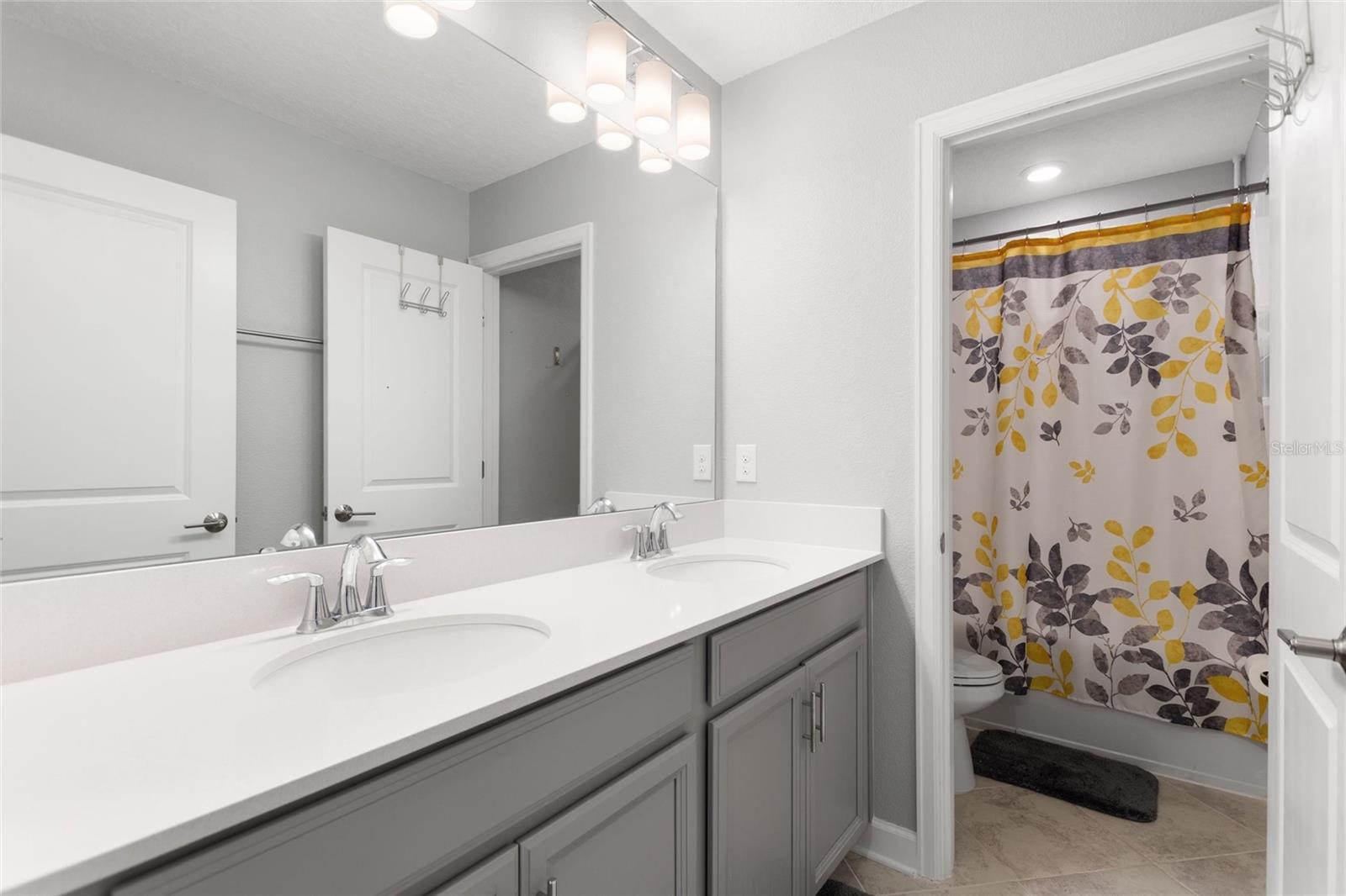 Image 19 of 53 For 8700 Pacific Dunes Drive