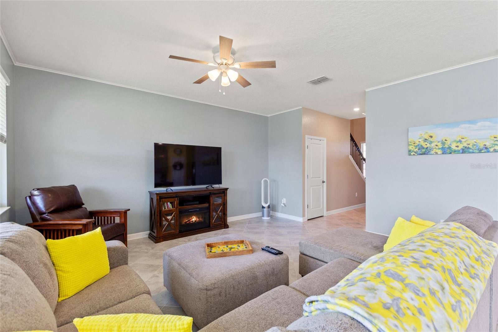 Image 8 of 53 For 8700 Pacific Dunes Drive