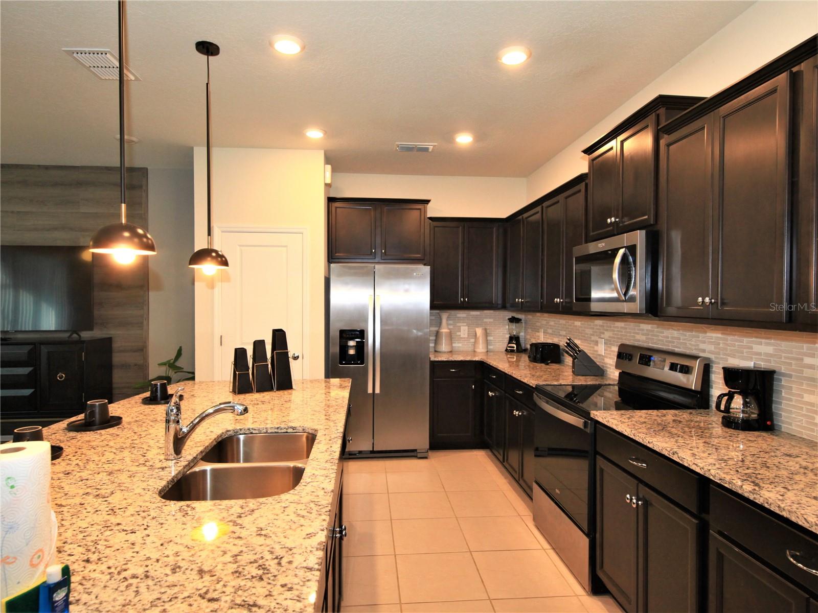 Image 14 of 55 For 1370 Lava Tree Drive