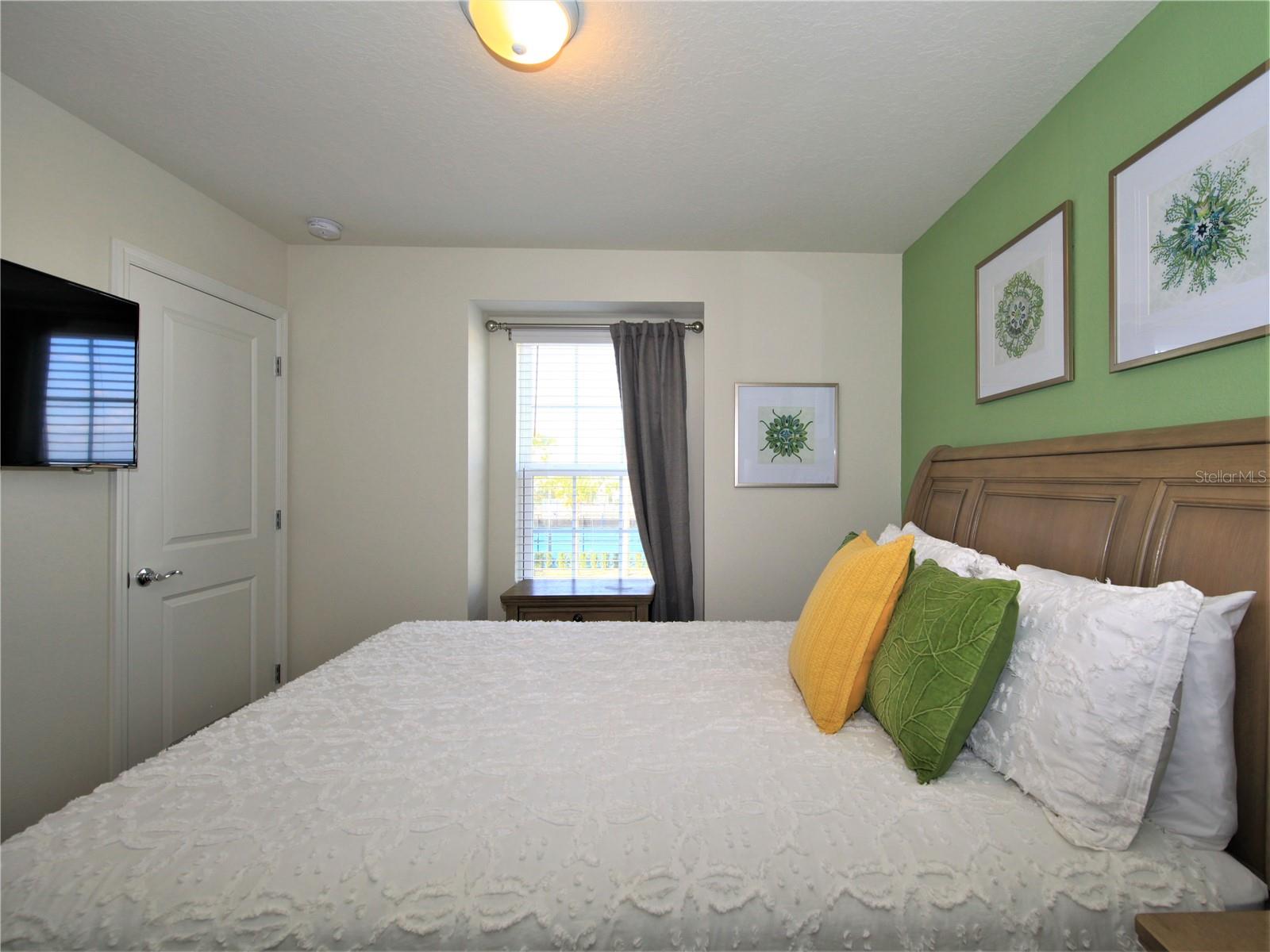 Image 33 of 55 For 1370 Lava Tree Drive