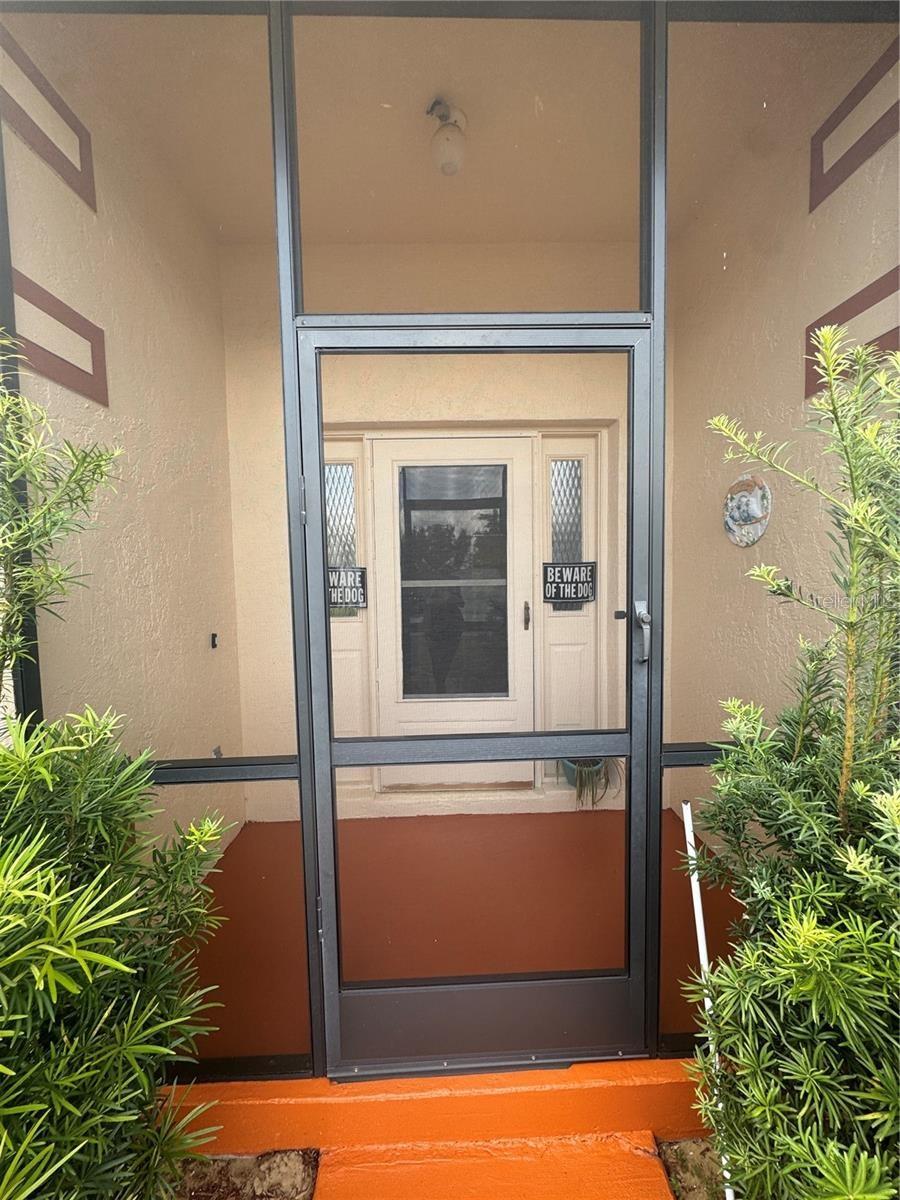 Image 3 of 11 For 929 Devonshire Way