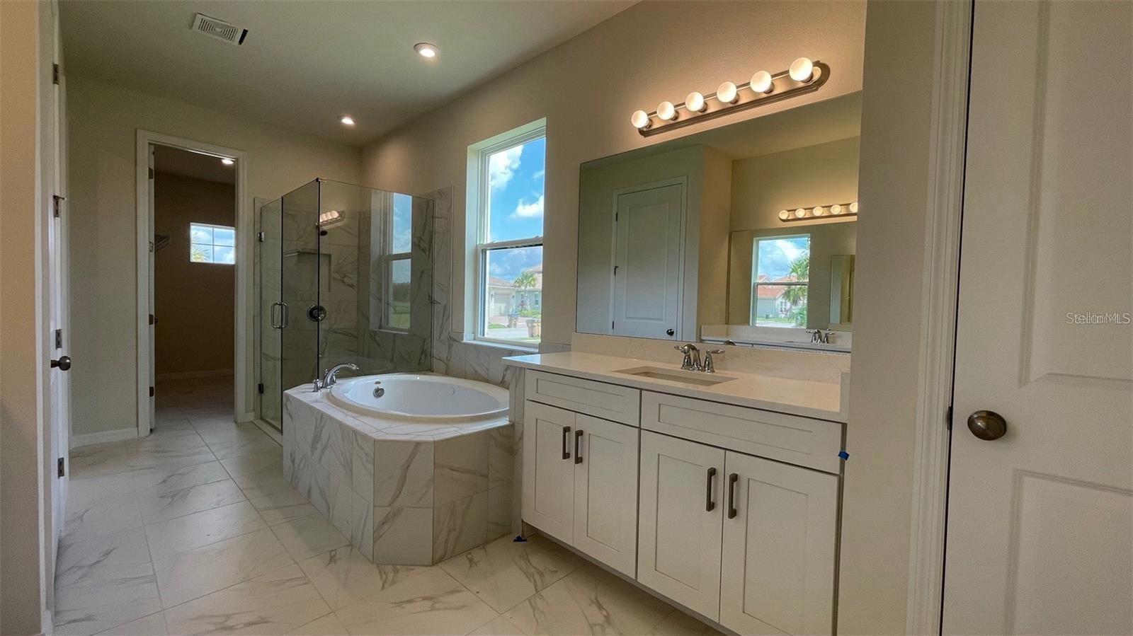 Image 15 of 27 For 920 Windlass Court