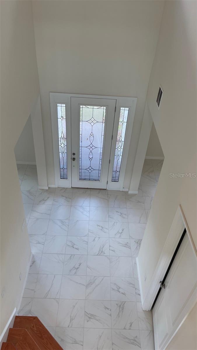 Image 4 of 27 For 920 Windlass Court