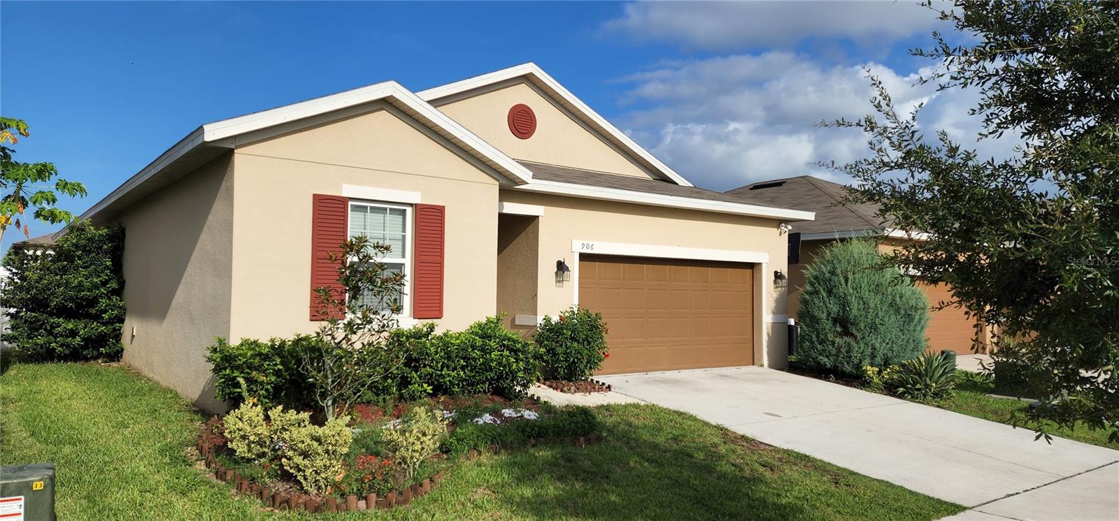 Image 3 of 12 For 906 Fallon Hills Drive