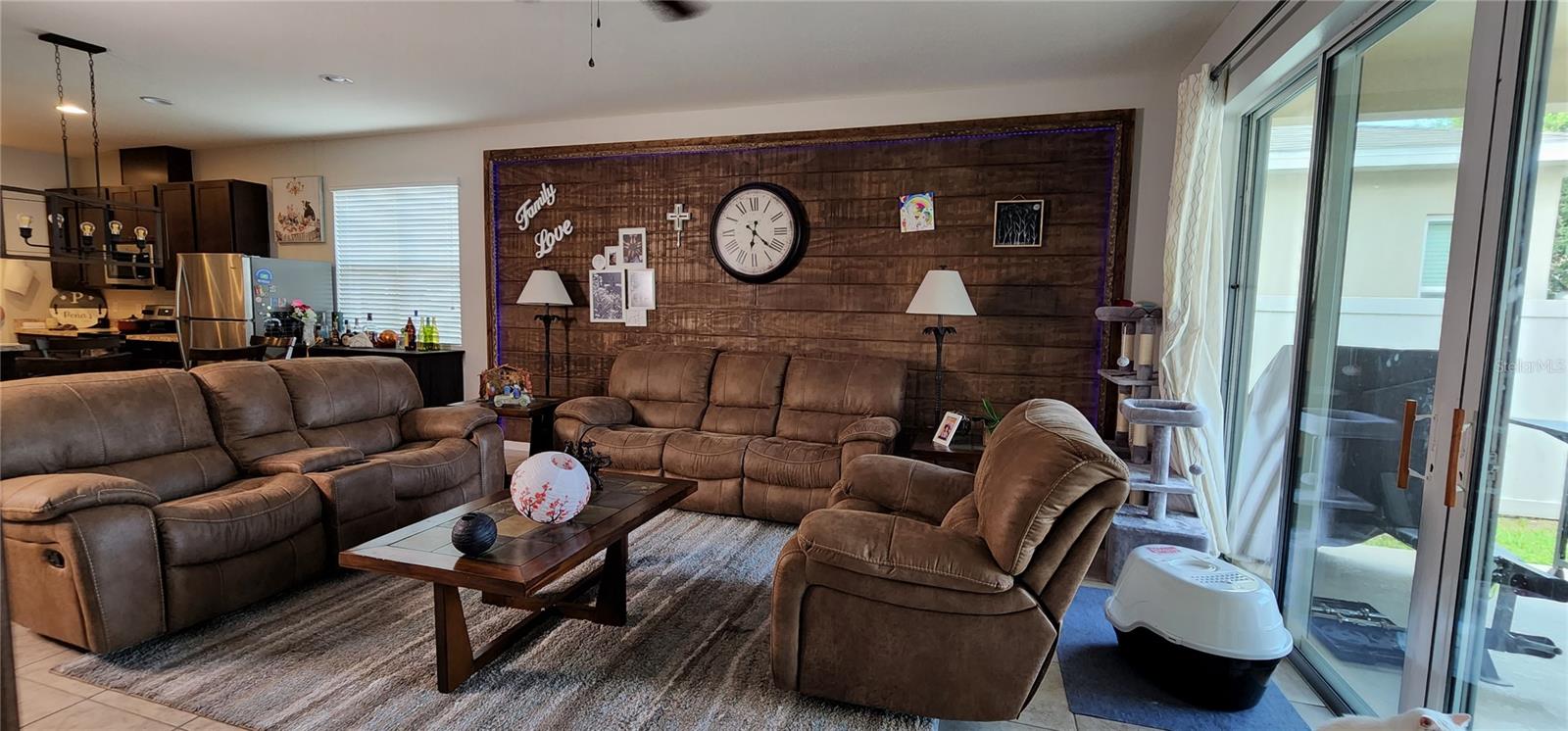 Image 9 of 12 For 906 Fallon Hills Drive