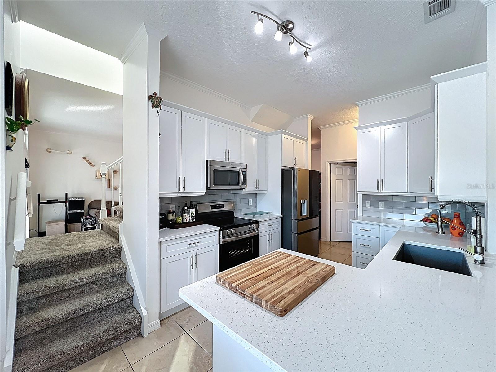 Image 18 of 92 For 3182 Zaharias Drive