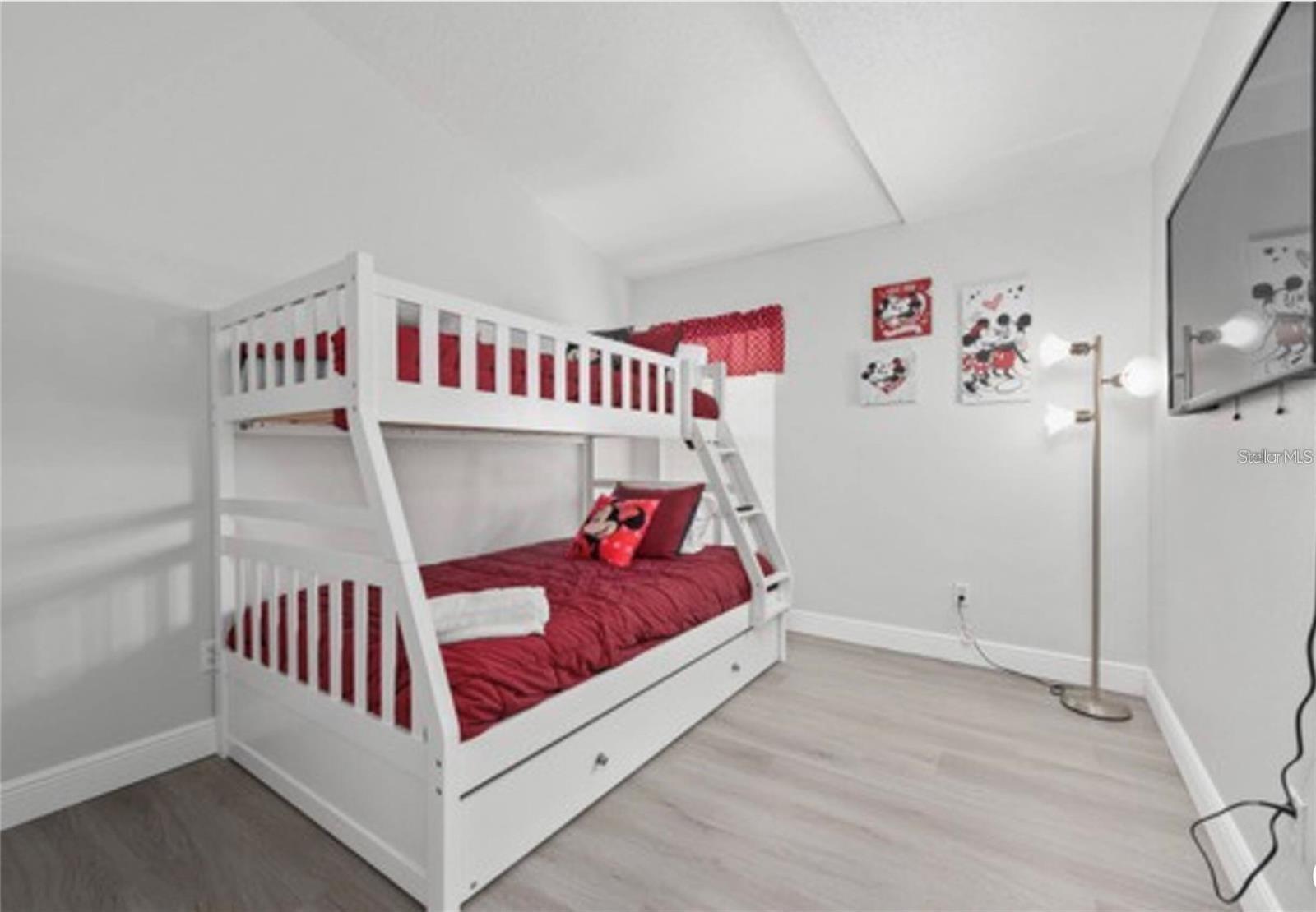 Image 2 of 23 For 437 Julliard Boulevard