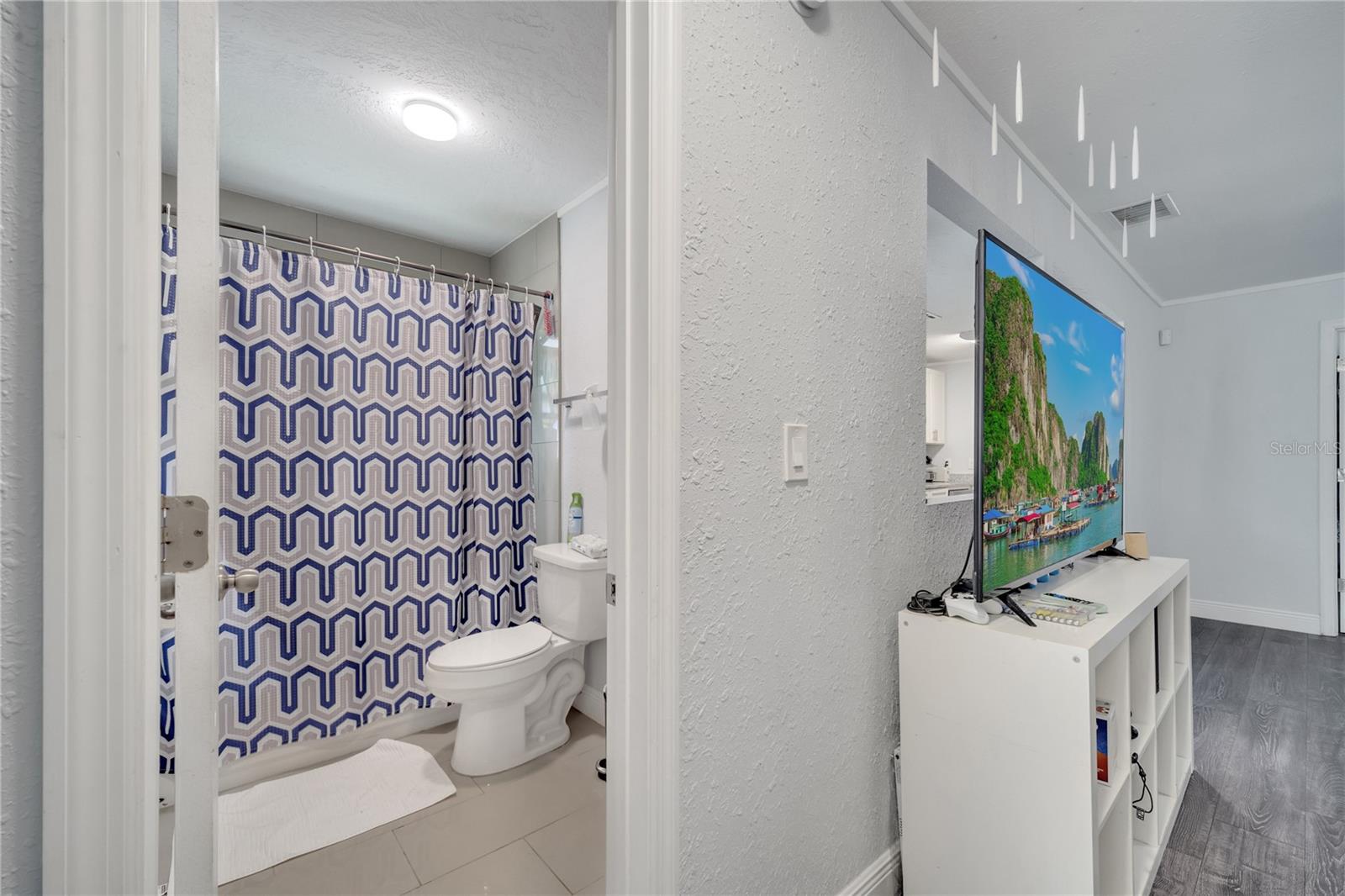 Image 25 of 46 For 1226 Pine Street