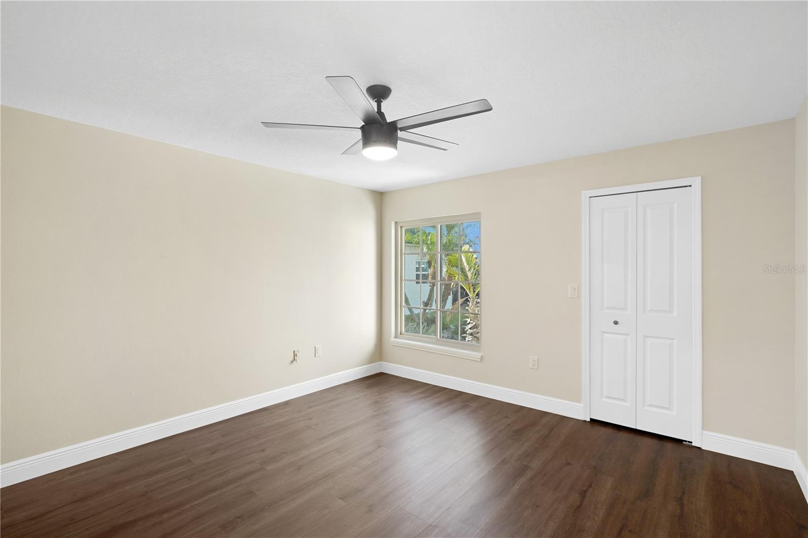 Image 13 of 20 For 11924 Atlin Drive