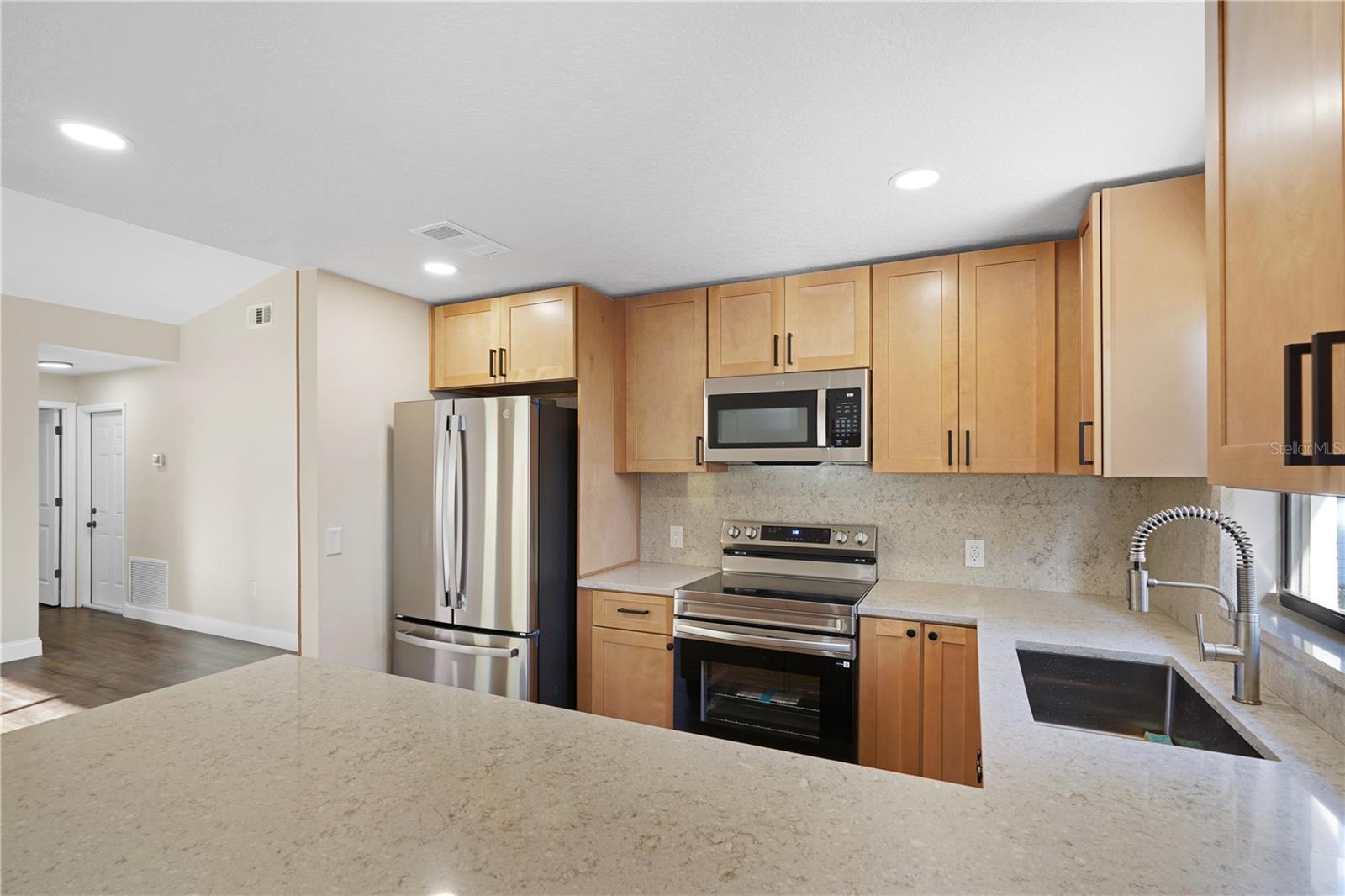 Image 5 of 20 For 11924 Atlin Drive