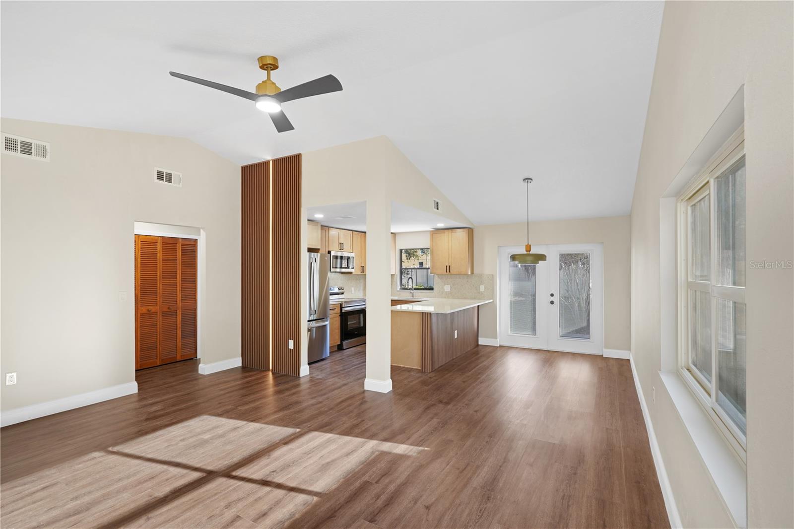 Image 7 of 20 For 11924 Atlin Drive