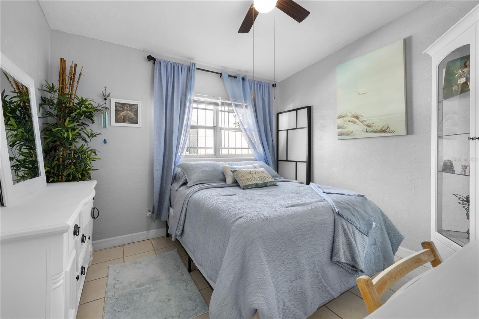 Image 16 of 36 For 1401 Wilton Avenue