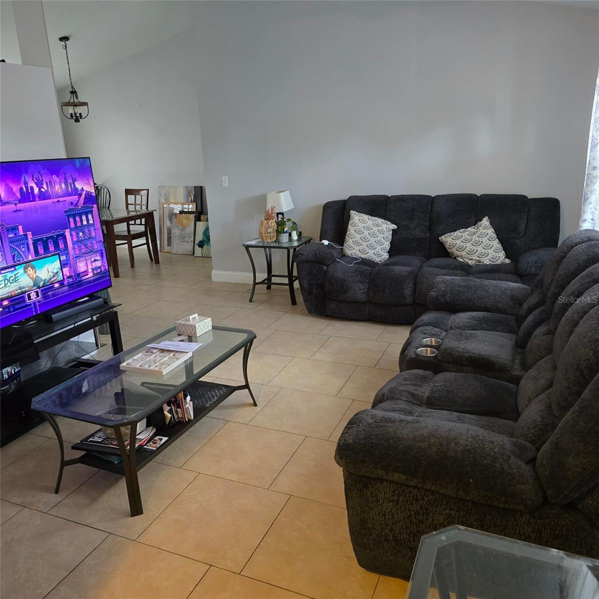 Image 23 of 29 For 108 Chris Court