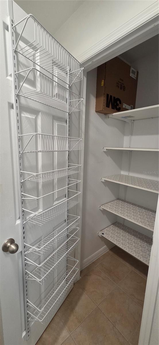 Image 20 of 34 For 9478 Silver Buttonwood Street