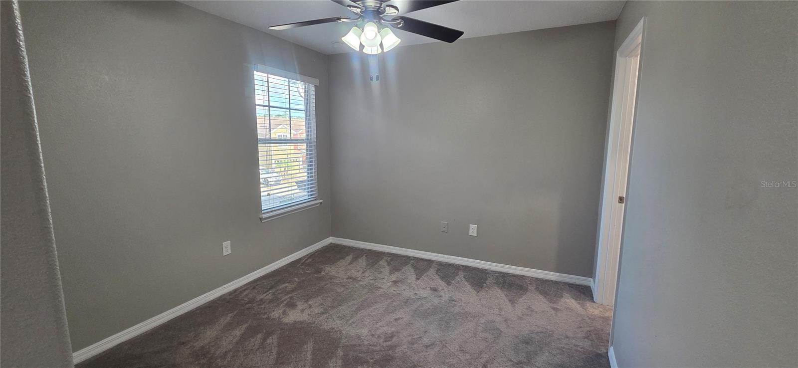 Image 24 of 34 For 9478 Silver Buttonwood Street