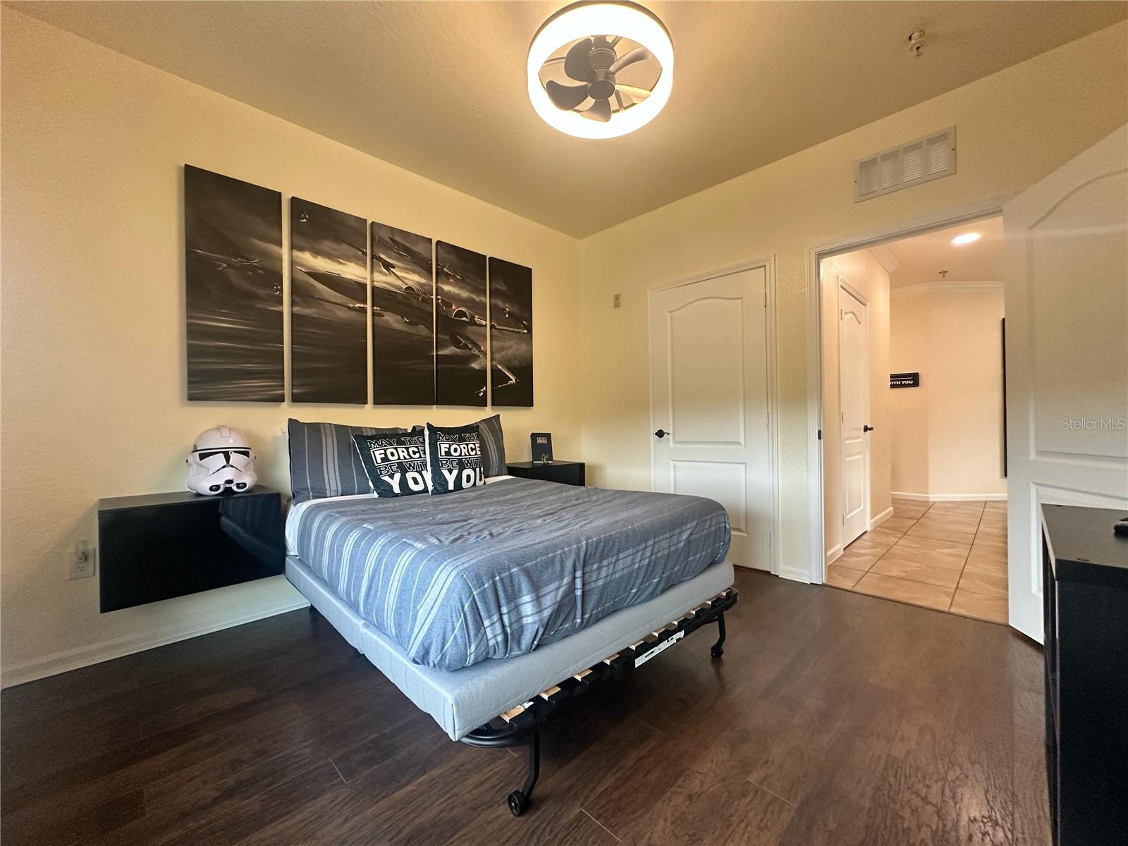 Image 16 of 76 For 903 Charo Parkway 837