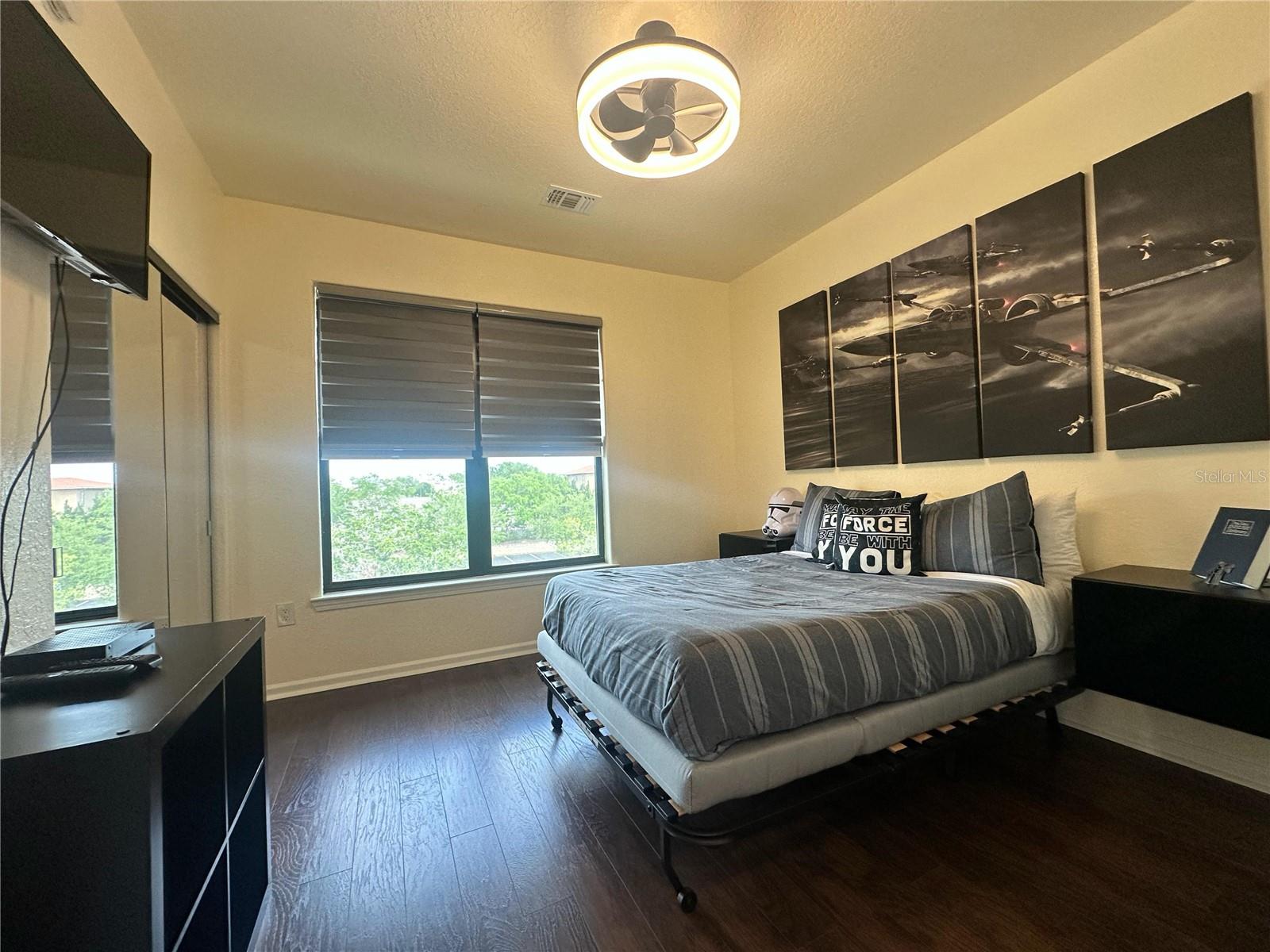 Image 38 of 76 For 903 Charo Parkway 837