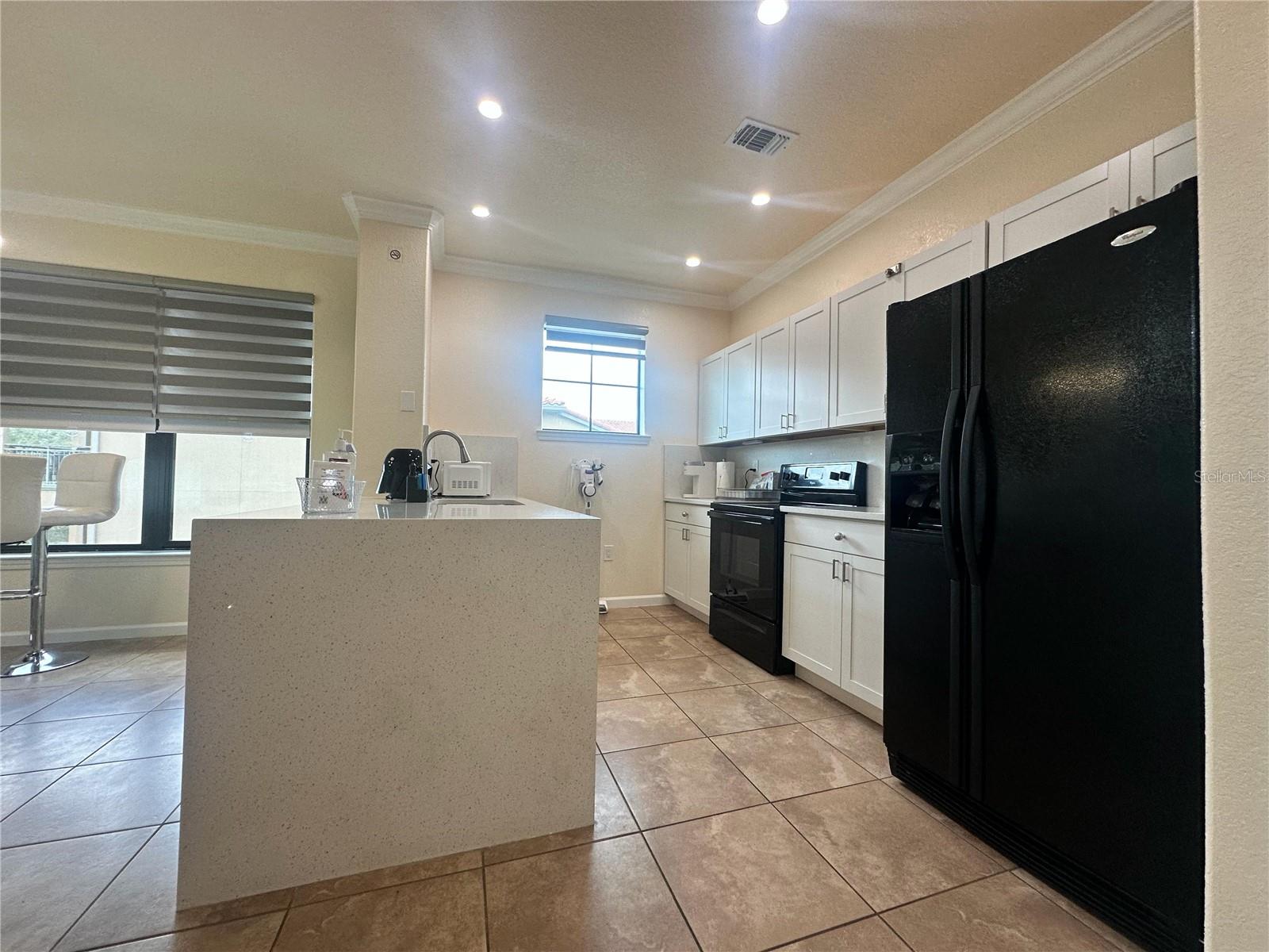 Image 4 of 76 For 903 Charo Parkway 837