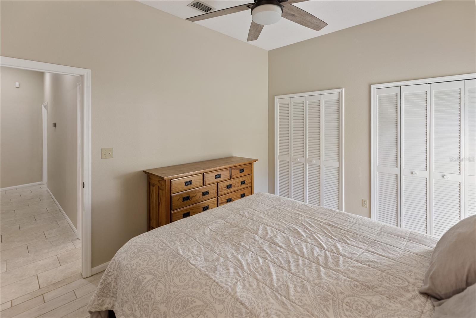 Image 20 of 56 For 1190 Deer Lake Circle