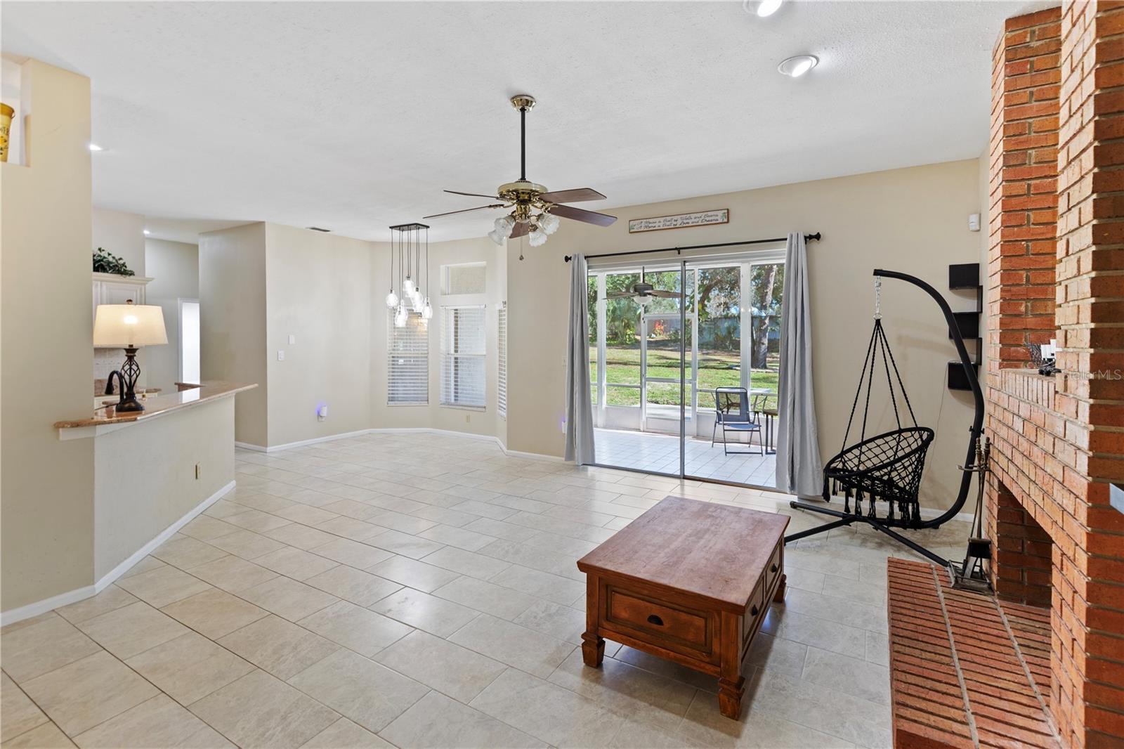 Image 33 of 56 For 1190 Deer Lake Circle