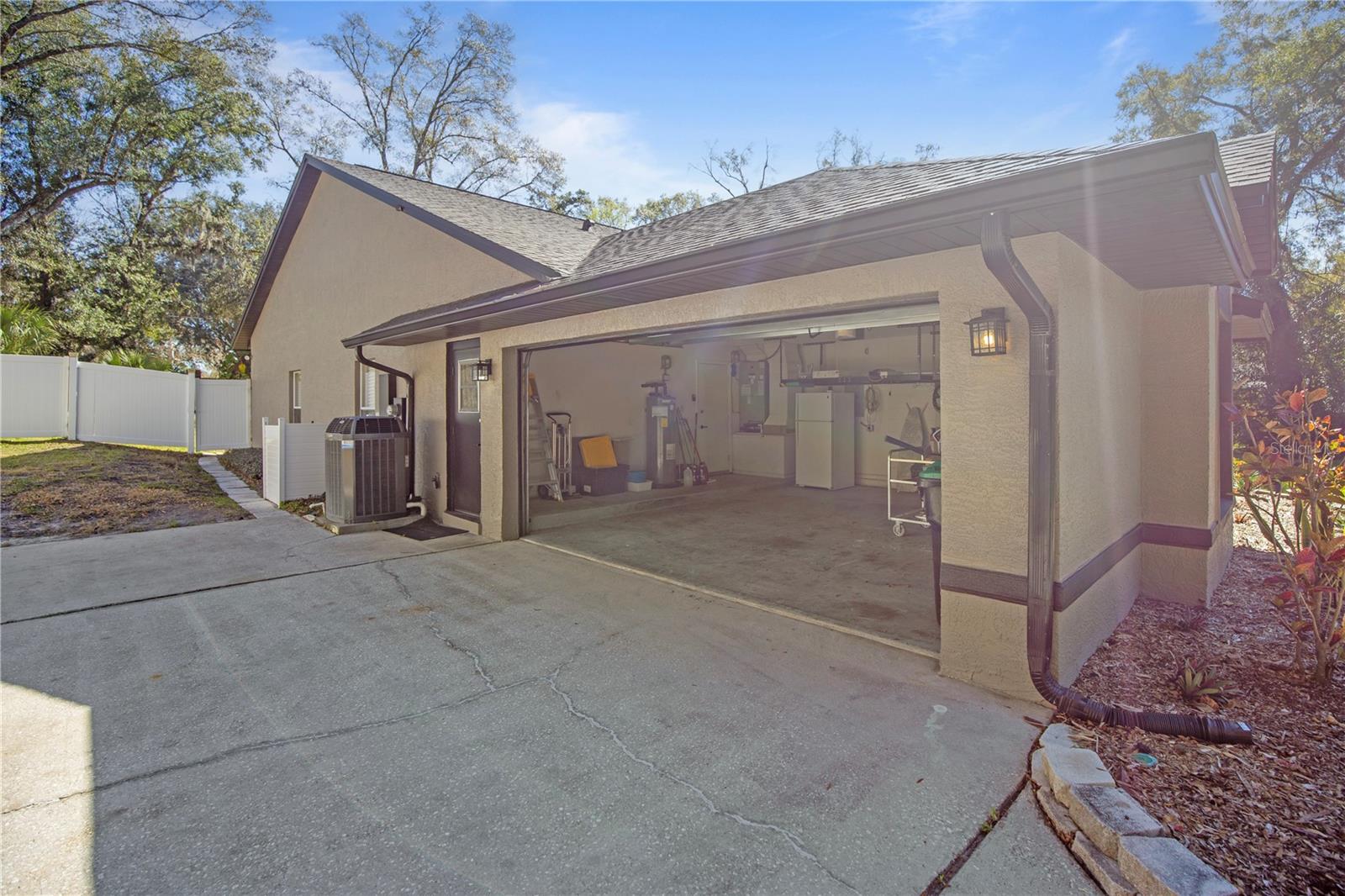 Image 42 of 56 For 1190 Deer Lake Circle