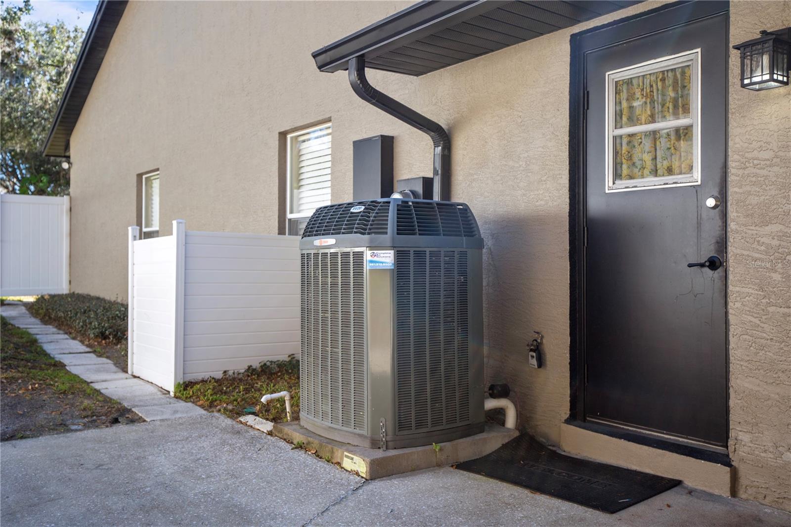 Image 51 of 56 For 1190 Deer Lake Circle