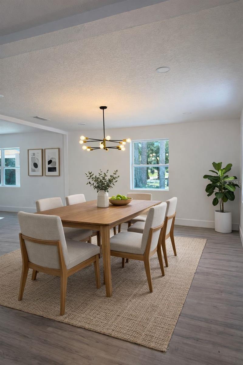 Image 15 of 59 For 581 Calle Grande Street