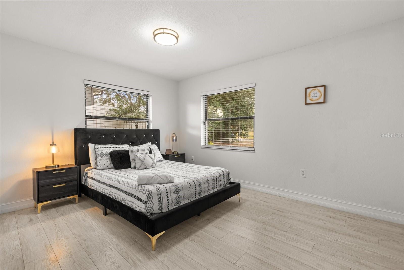 Image 11 of 32 For 5127 Glasgow Avenue