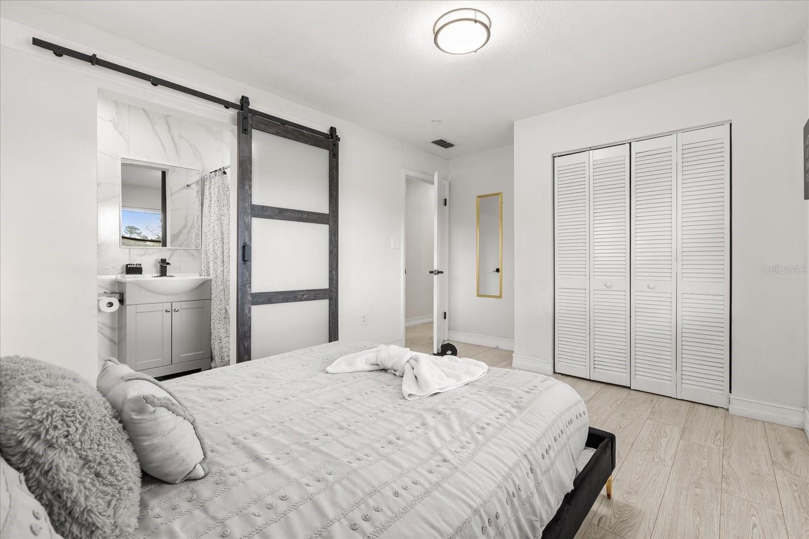 Image 14 of 32 For 5127 Glasgow Avenue