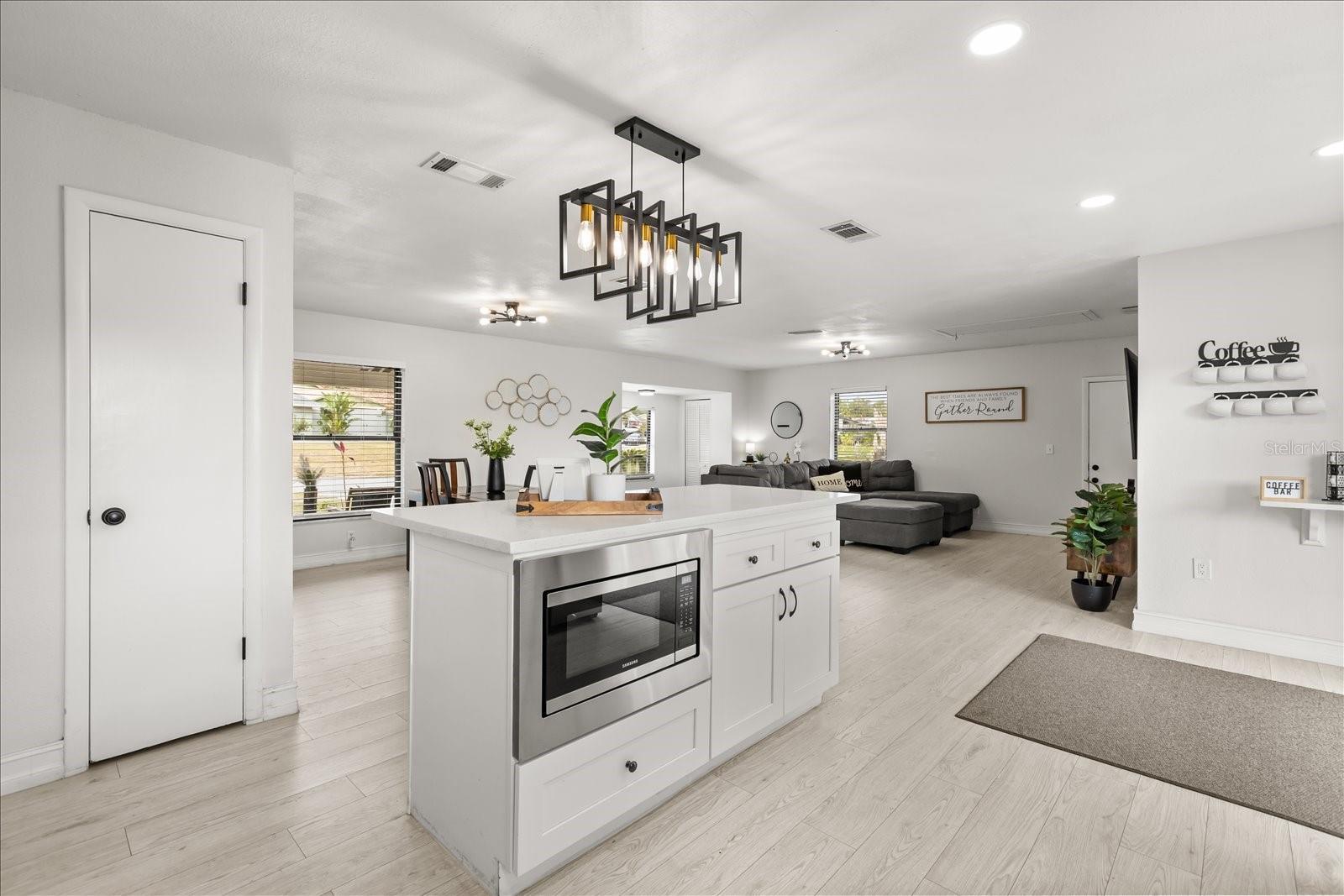 Image 9 of 32 For 5127 Glasgow Avenue