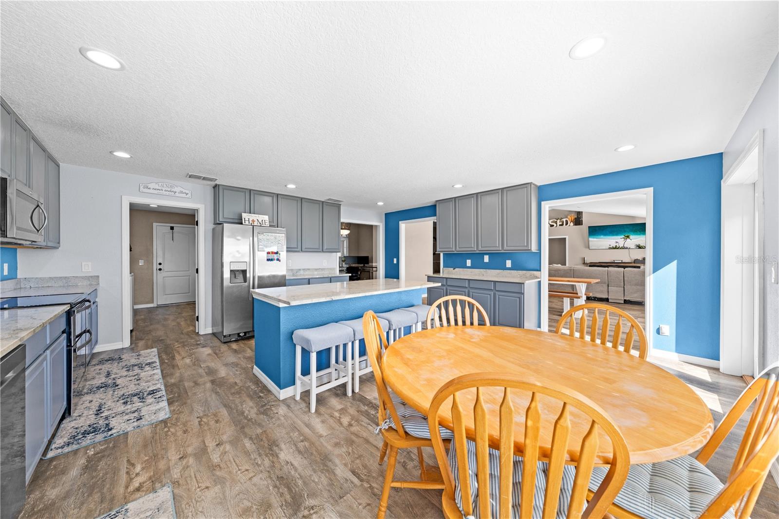 Image 24 of 71 For 3034 Sand Stone Circle