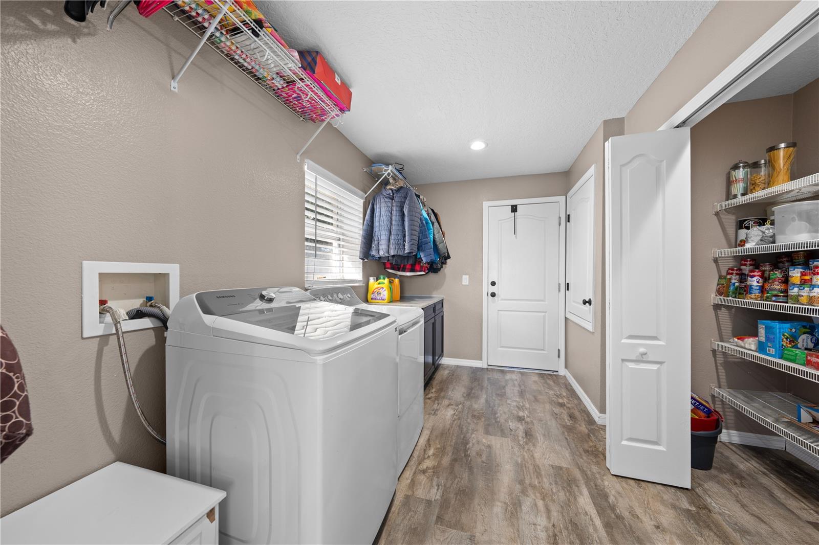 Image 30 of 71 For 3034 Sand Stone Circle