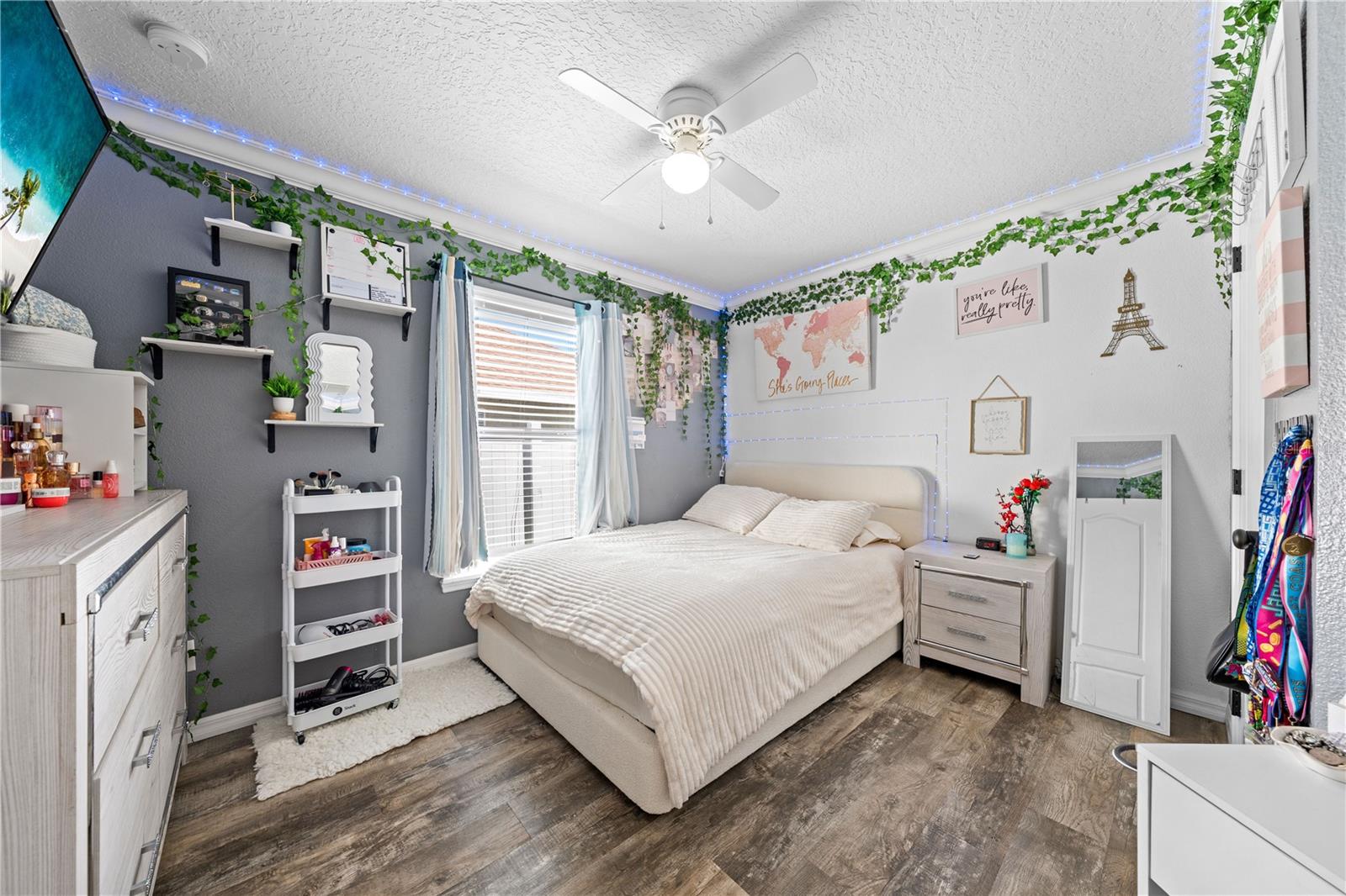 Image 37 of 71 For 3034 Sand Stone Circle