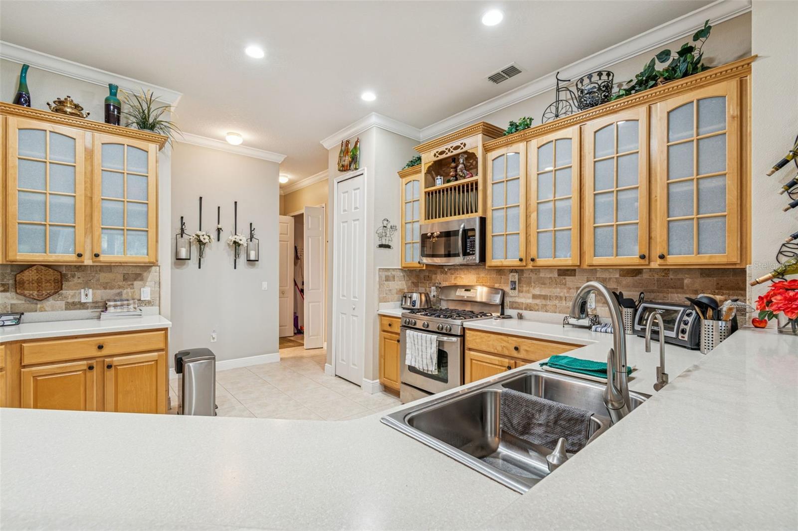 Image 15 of 63 For 305 Rock Springs Drive