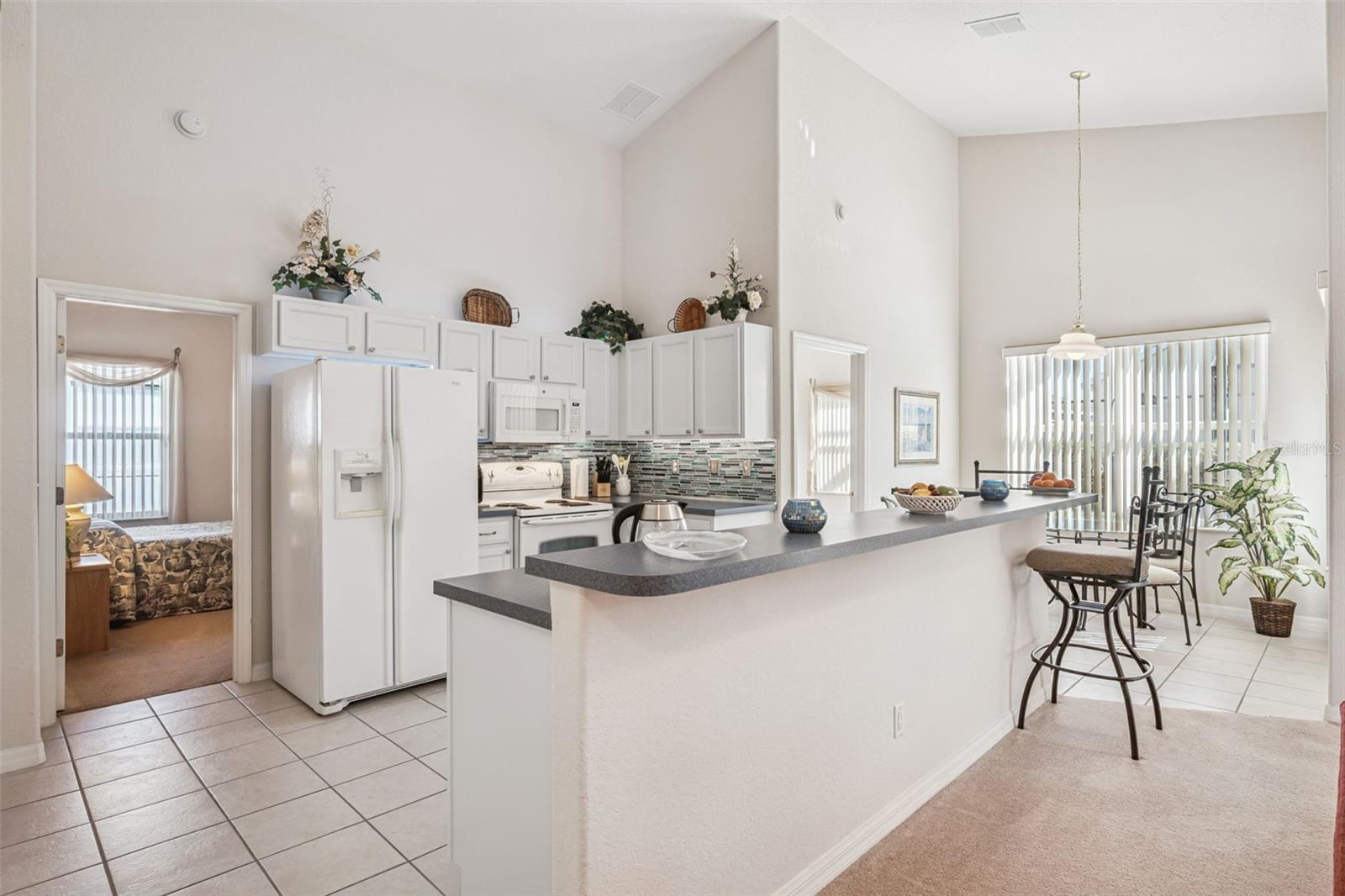 Image 11 of 43 For 718 Corvina Drive