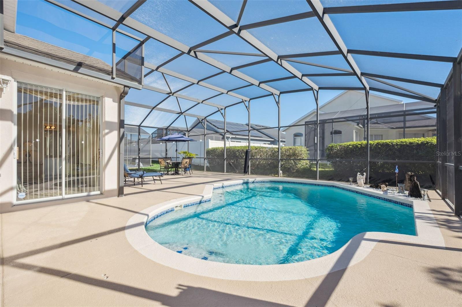 Image 24 of 43 For 718 Corvina Drive