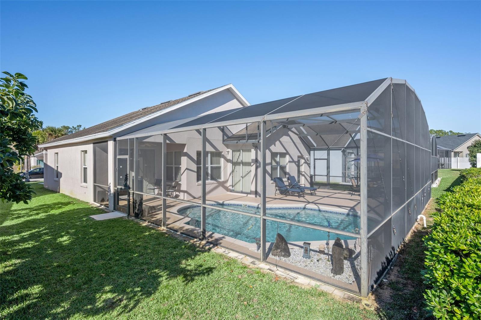 Image 30 of 43 For 718 Corvina Drive