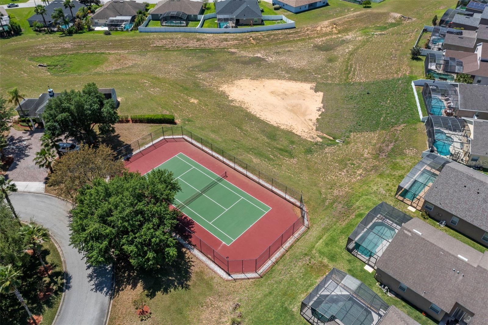 Image 40 of 43 For 718 Corvina Drive