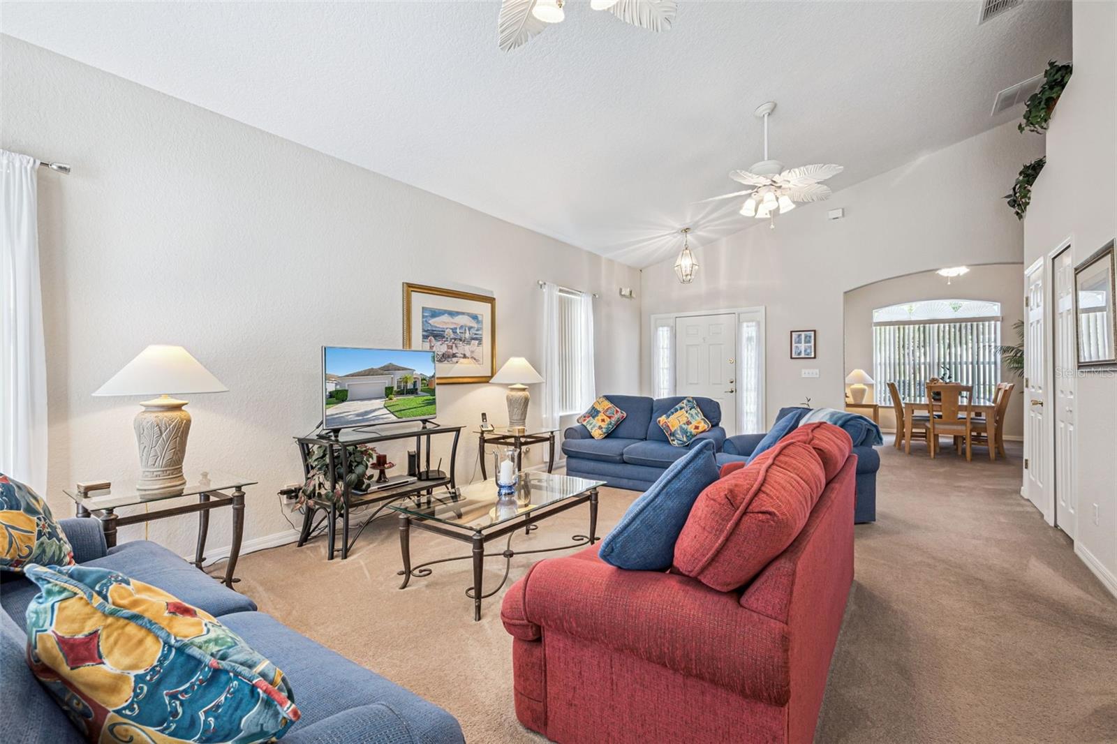 Image 6 of 43 For 718 Corvina Drive