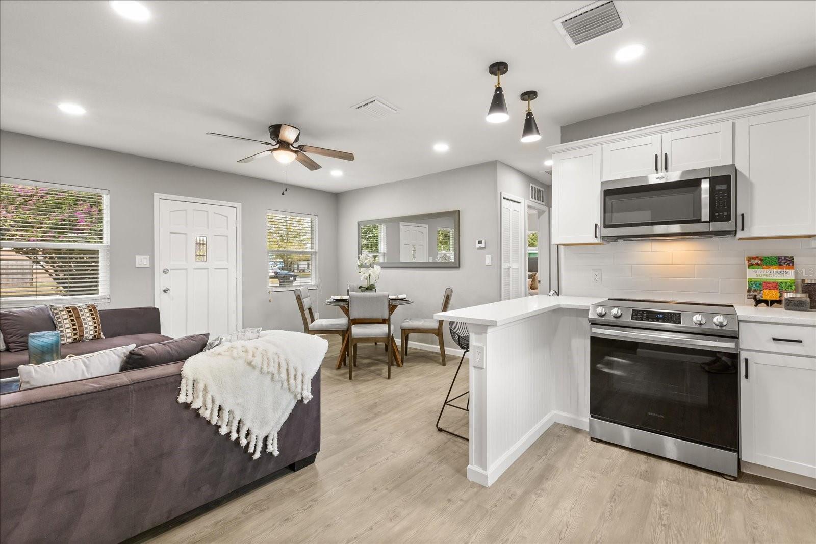 Image 10 of 25 For 4808 Manduria Street