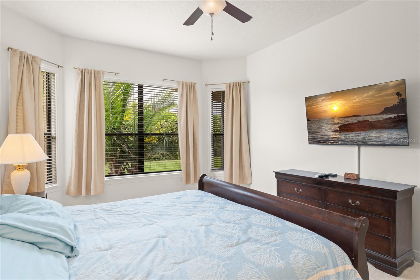 Image 19 of 62 For 724 Villa Park Road