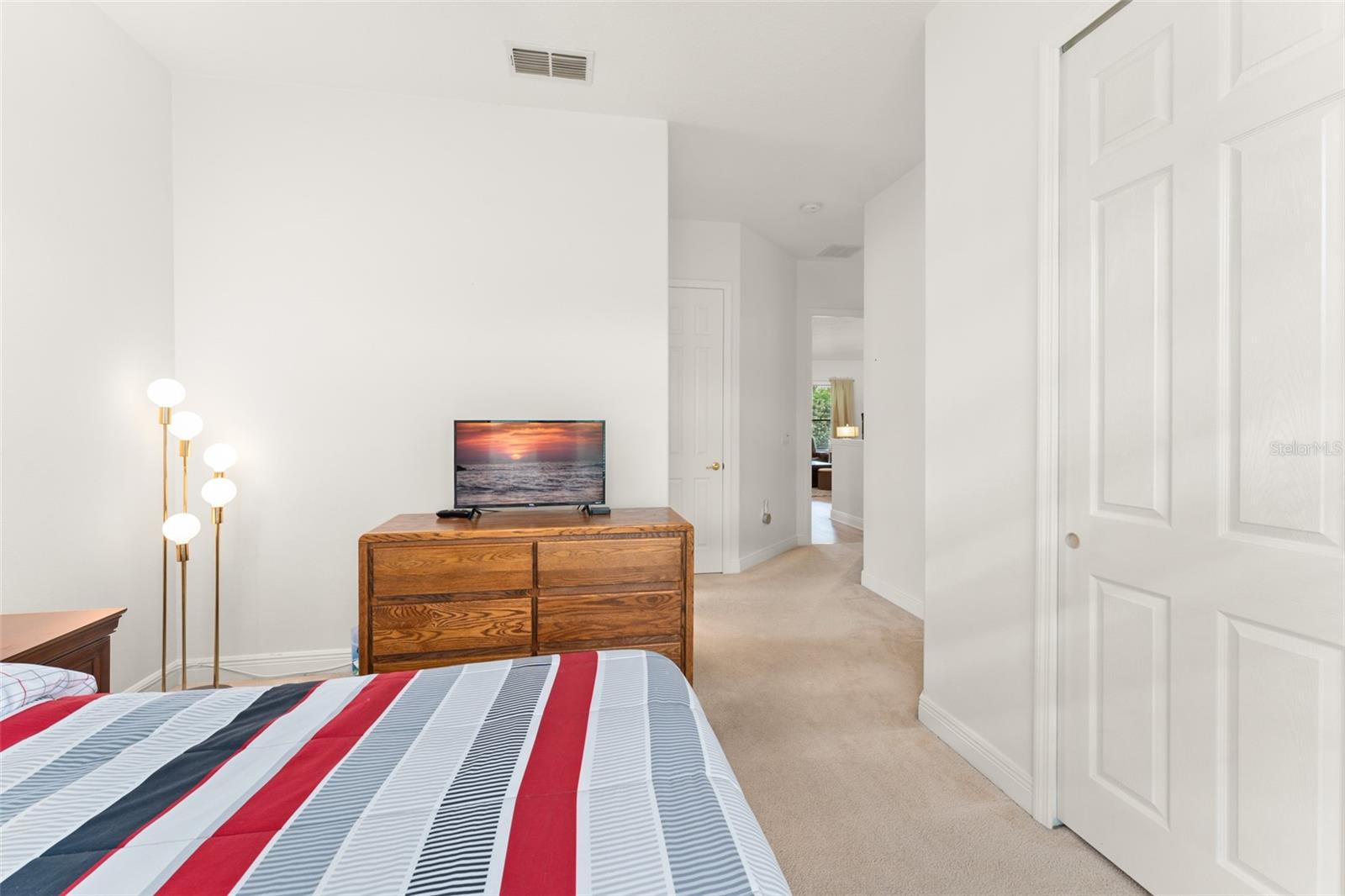 Image 25 of 62 For 724 Villa Park Road