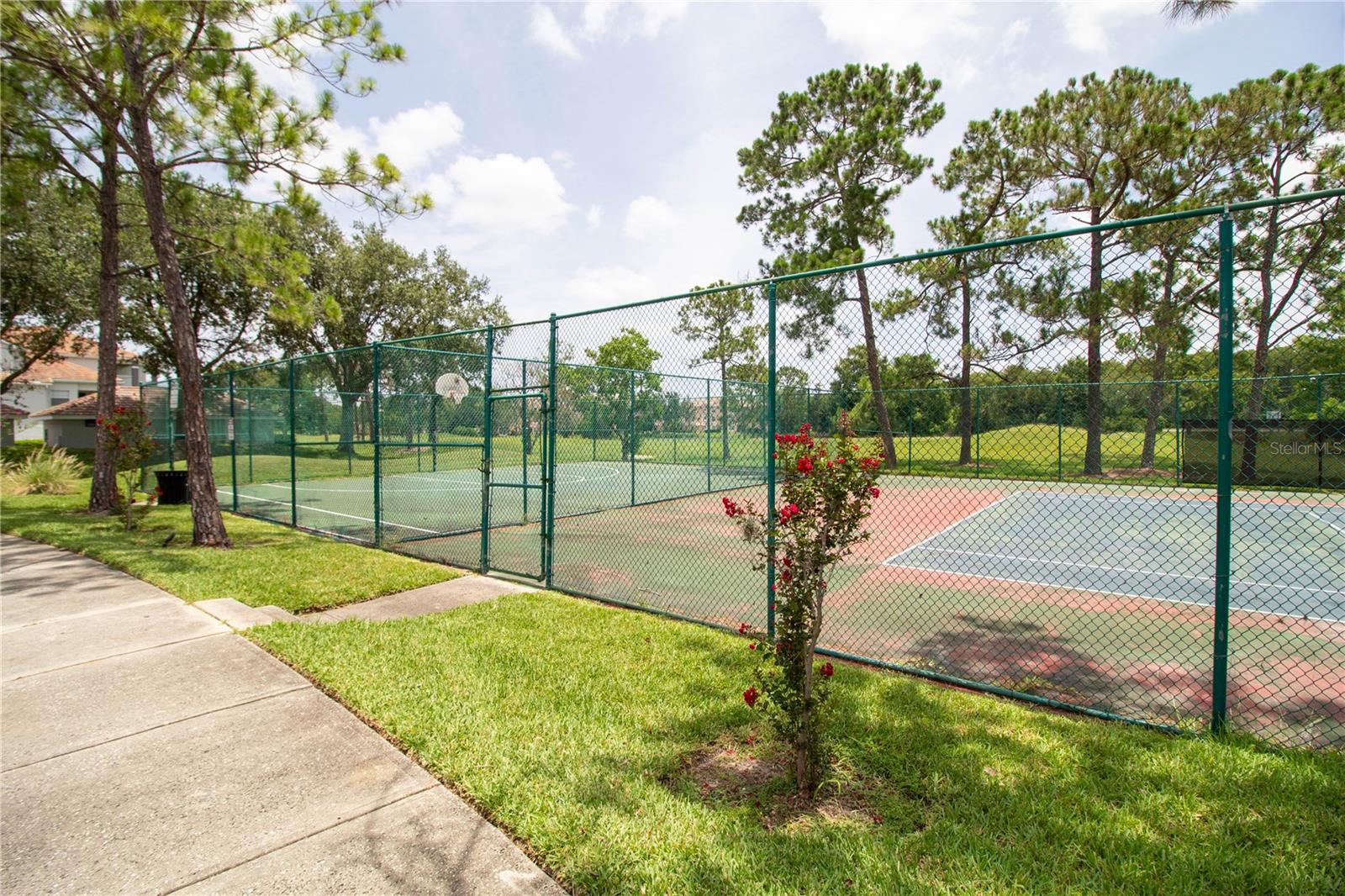 Image 23 of 26 For 14036 Fairway Island Drive Unit 1535