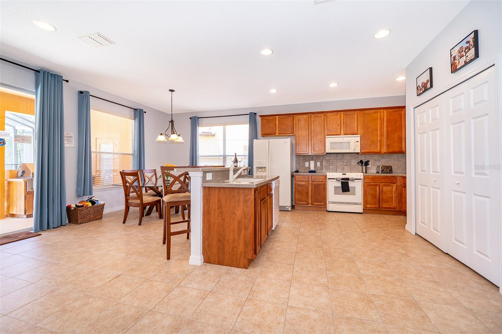 Image 15 of 48 For 171 Orange Cosmos Boulevard