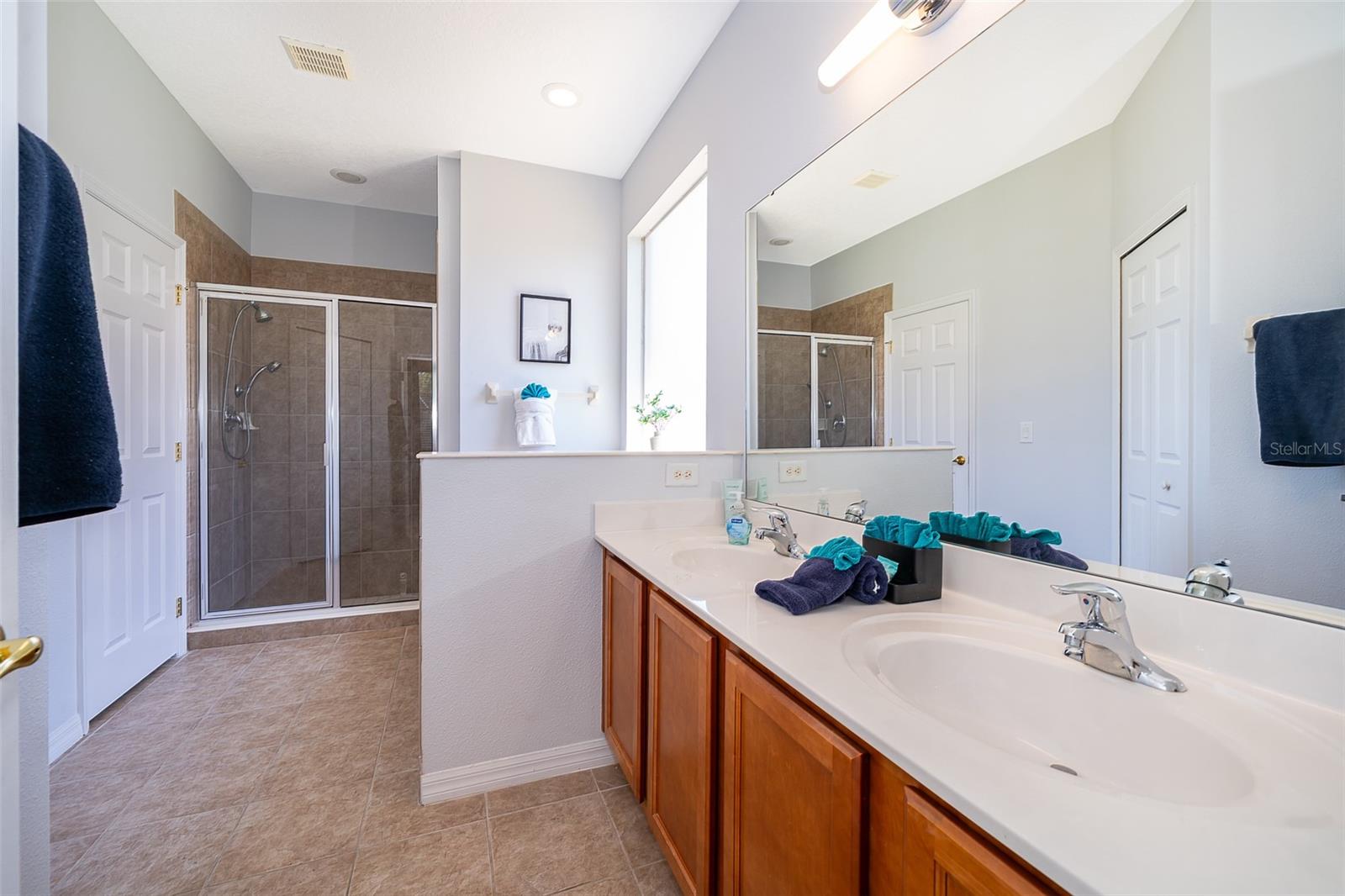 Image 23 of 48 For 171 Orange Cosmos Boulevard