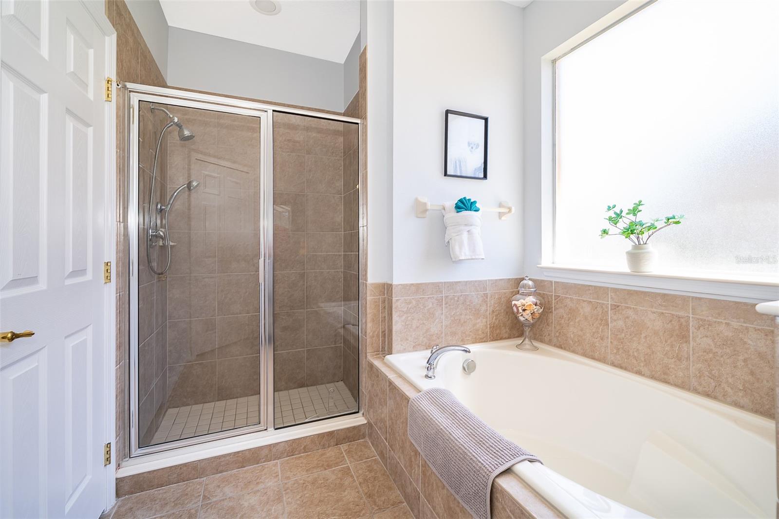 Image 24 of 48 For 171 Orange Cosmos Boulevard