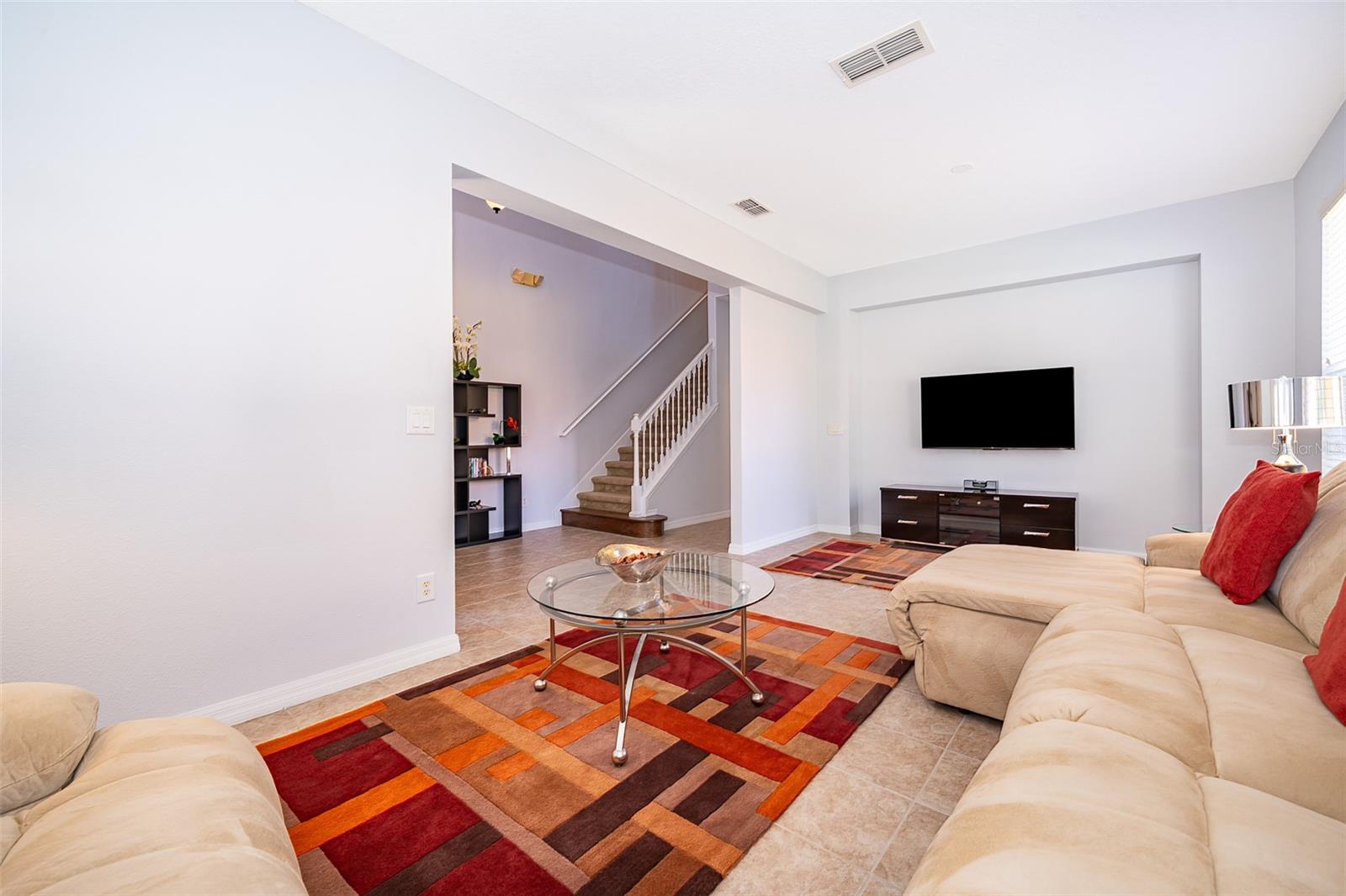 Image 9 of 48 For 171 Orange Cosmos Boulevard