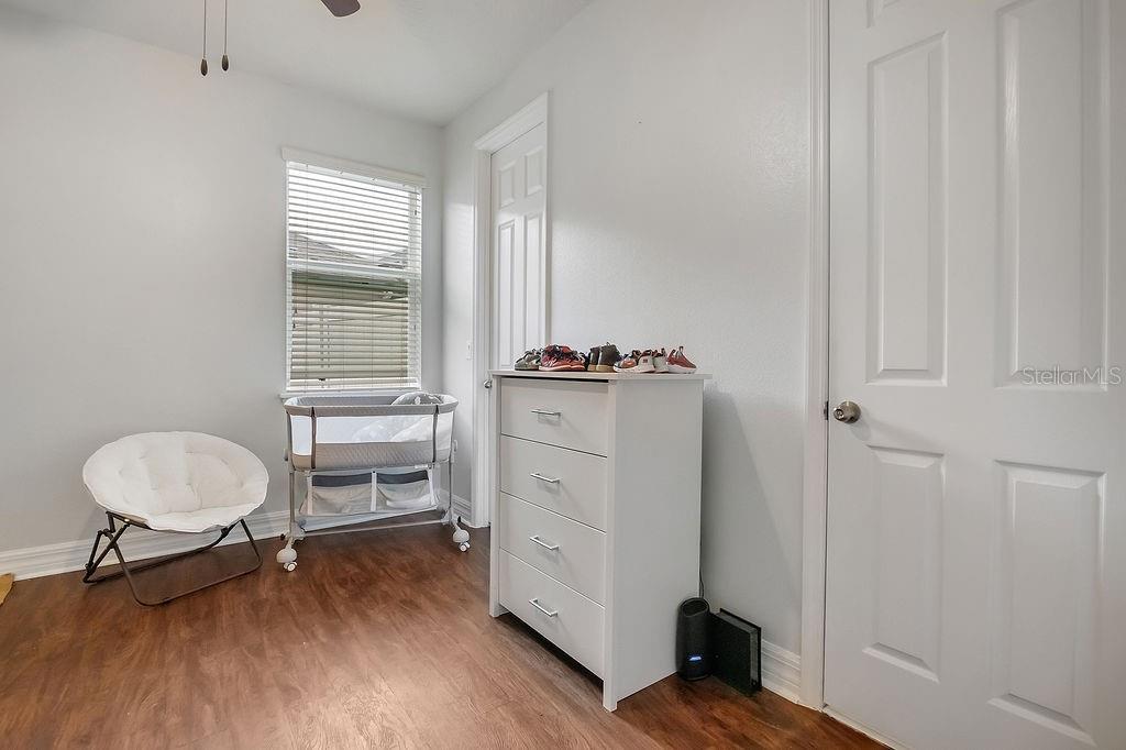 Image 23 of 39 For 2450 Chateau Loop