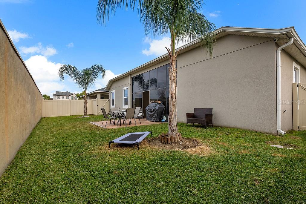 Image 29 of 39 For 2450 Chateau Loop