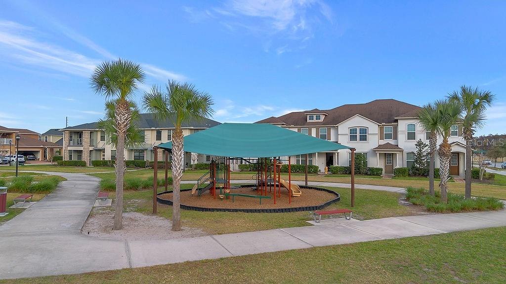 Image 36 of 39 For 2450 Chateau Loop